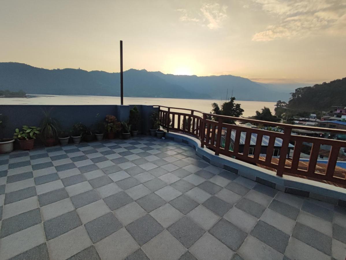 Hotel Kajiinn Pokhara Exteriör bild